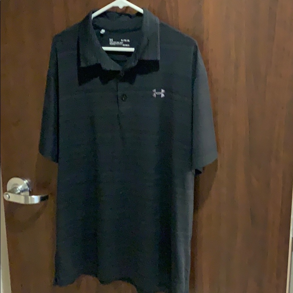 Under Armour black short sleeve
